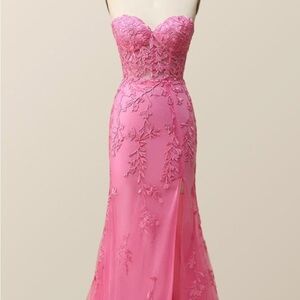 Chic Strapless Pink Lace Gown